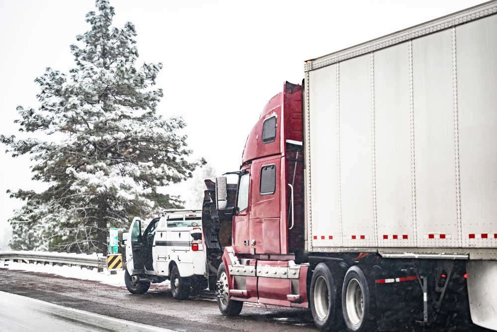 Navigating Claims After an Accident with a Commercial Vehicle: Your Comprehensive Guide